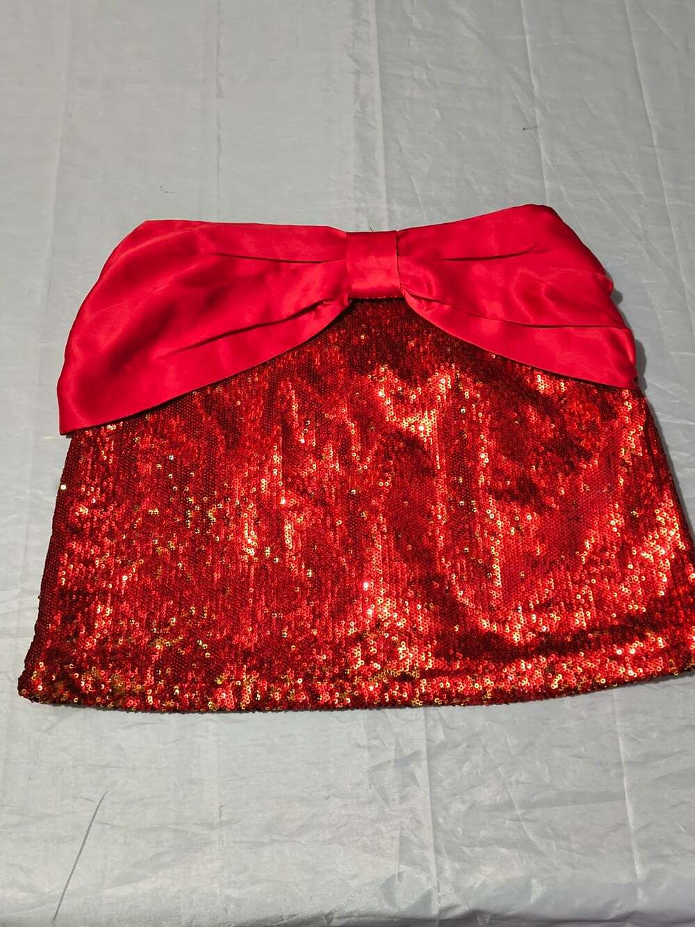 Glam Red Sequin Satin Mini Skirt Bow Accent Zip Womens Size S holiday sparkle